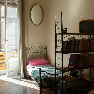 Casa Verdi - House Of Travelers 3* Catánia